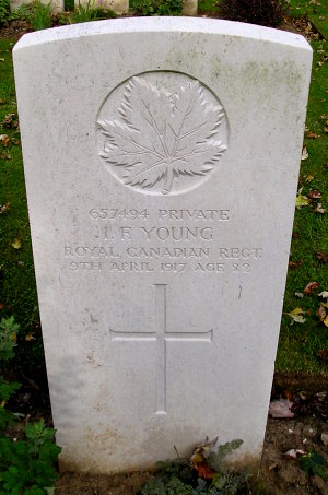 CWGC headstone for Pte Ira Young