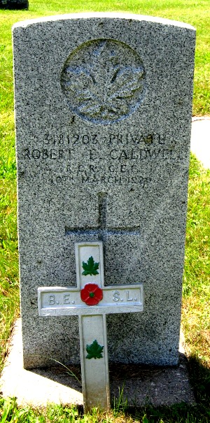 CWGC headstone for Pte Robert Caldwell